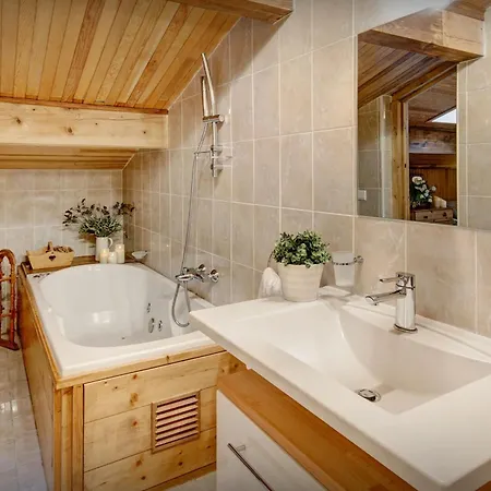 Chalet Chenavray - Ovo Network *